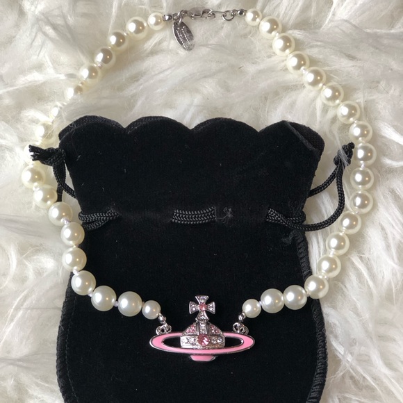 Vivienne Westwood Pink Saturn Pearl Choker - Picture 4 of 7
